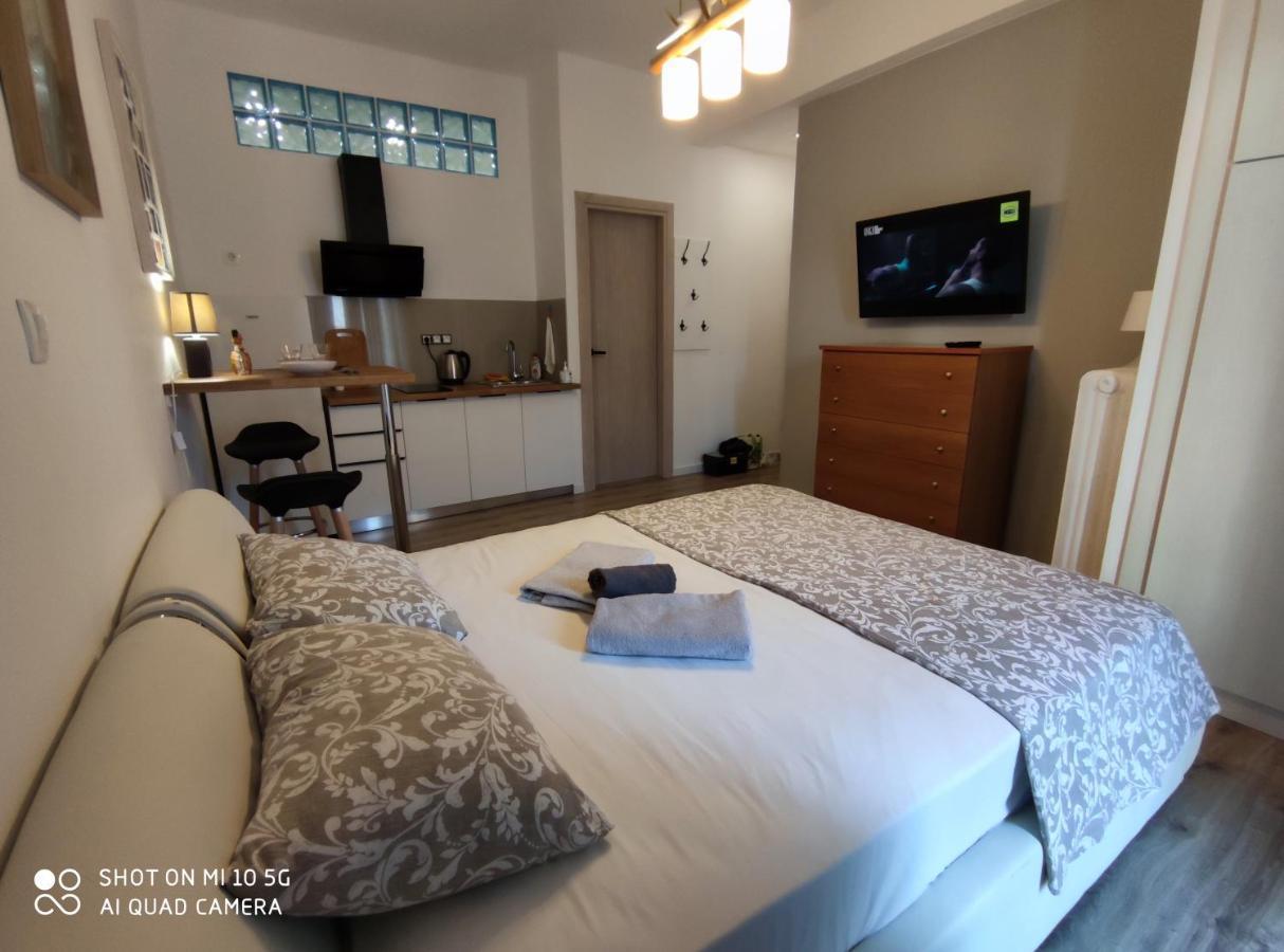 Studio In Kallithea Next To Kiprou Square Ateny Zewnętrze zdjęcie